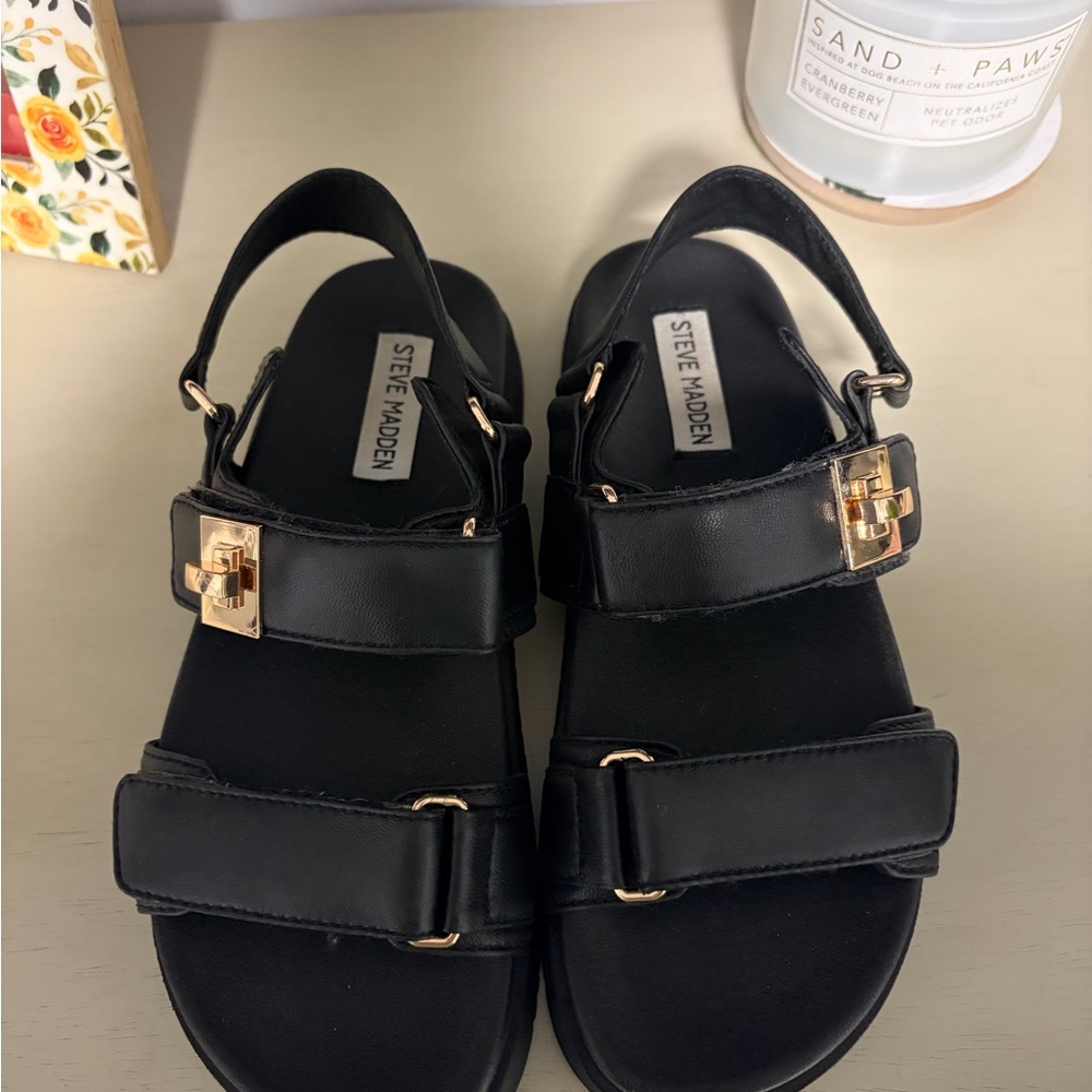 Steve Madden Mona Black sandals